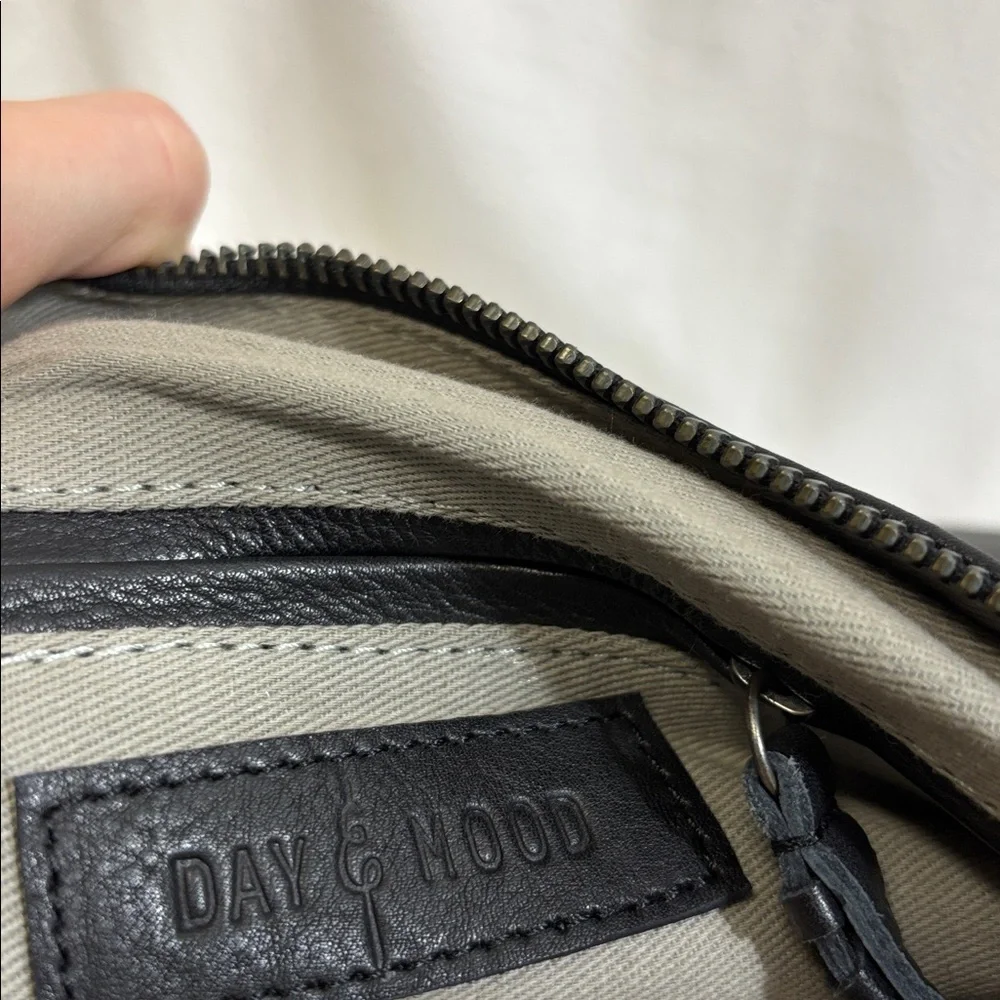 Day & Mood Large Leather Laptop Bag
